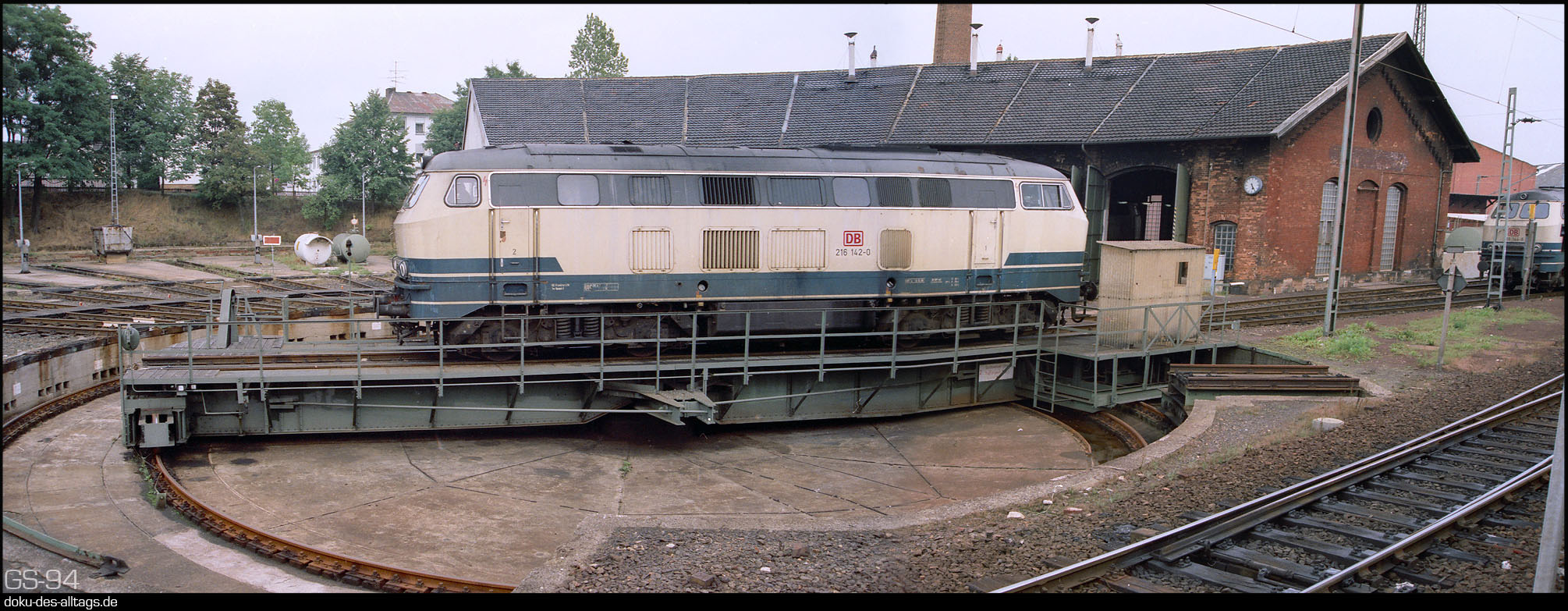Strecken und Bahnhöfe